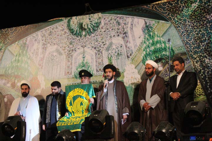 جشن زیر سایه خورشید