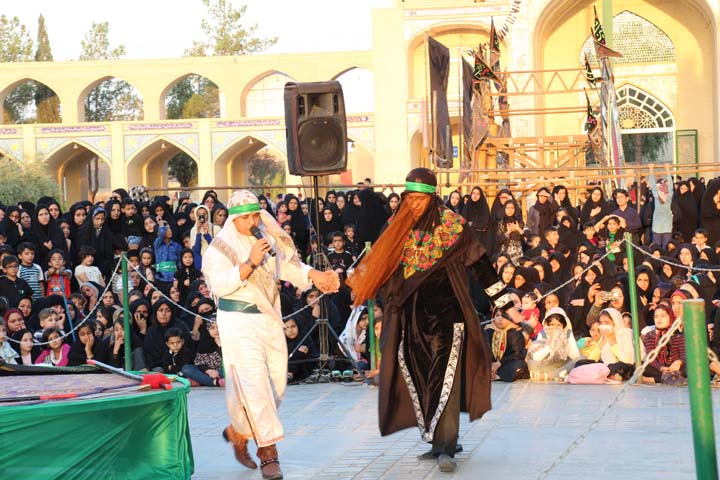 مراسم تعزیه خوانی در امامزاده سید صدرالدین قنبر میبد