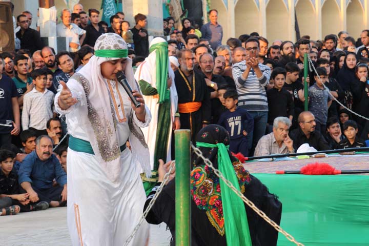 مراسم تعزیه خوانی در امامزاده سید صدرالدین قنبر میبد