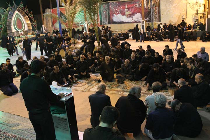 مراسم عزاداری هیئت شاه حسن شاه حسین در شب عاشورای حسینی