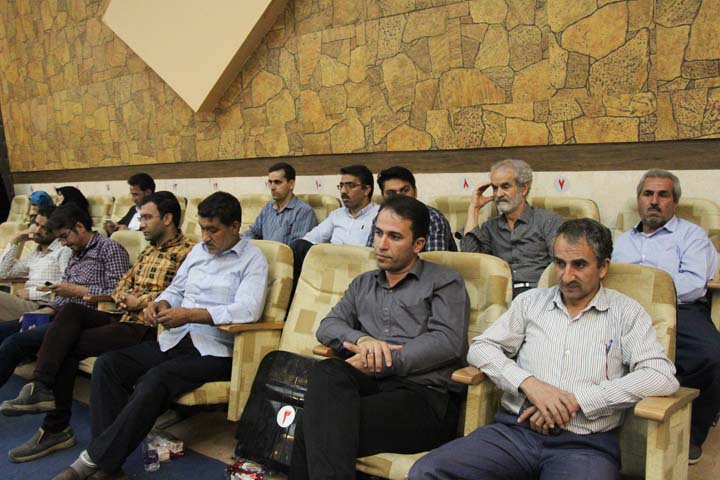 نشست علمی-ادبی "میناگر عشق"