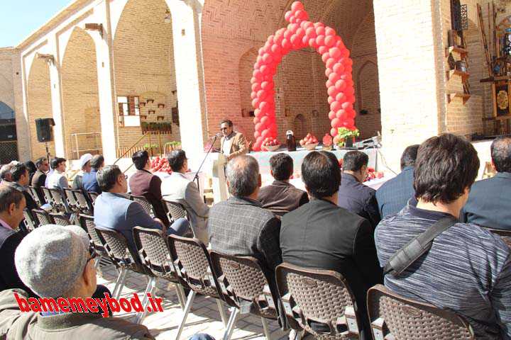 برگزاری جشنواره انار میخوش در میبد 
