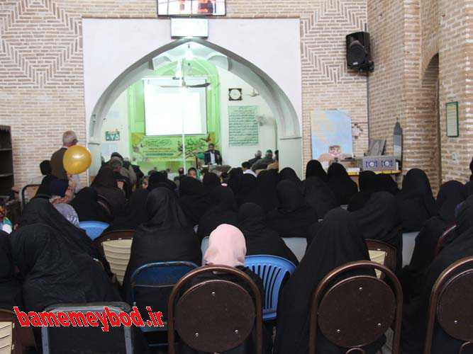 برگزاری جشن میلاد در مسد جامع میبد