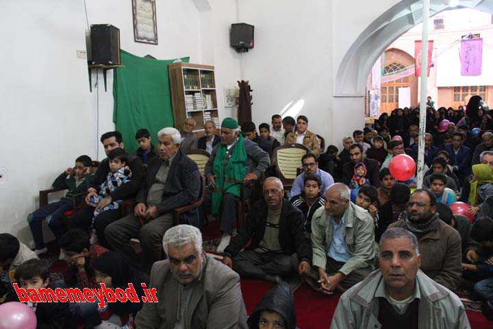 برگزاری جشن میلاد در مسد جامع میبد