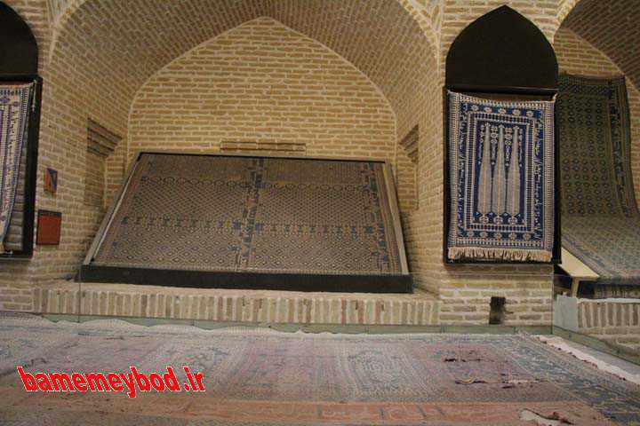 رونمایی از  پوستر جشنواره زیلو در موزه زیلو