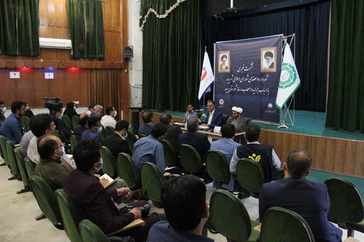 آسفالت نشست خبری شهرداری و شورای اسلامی شهر میبد