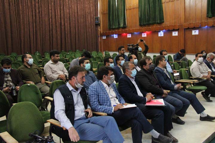 آسفالت نشست خبری شهرداری و شورای اسلامی شهر میبد