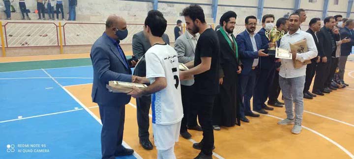 اختتامیه مسابقات فوتسال جام رمضان ورزشگاه مصلی آیت الله اعرافی 